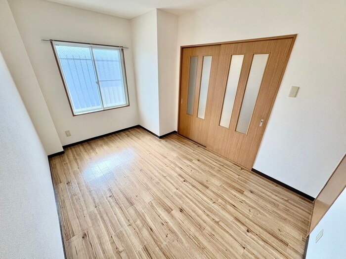 物件内観写真7　(居室)