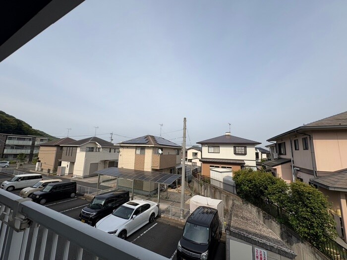 物件内観写真17　(室内からの展望)