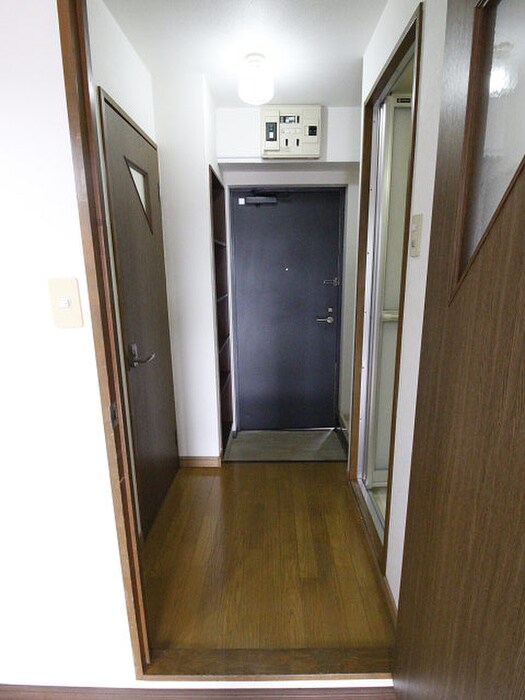 物件内観写真19　(廊下)