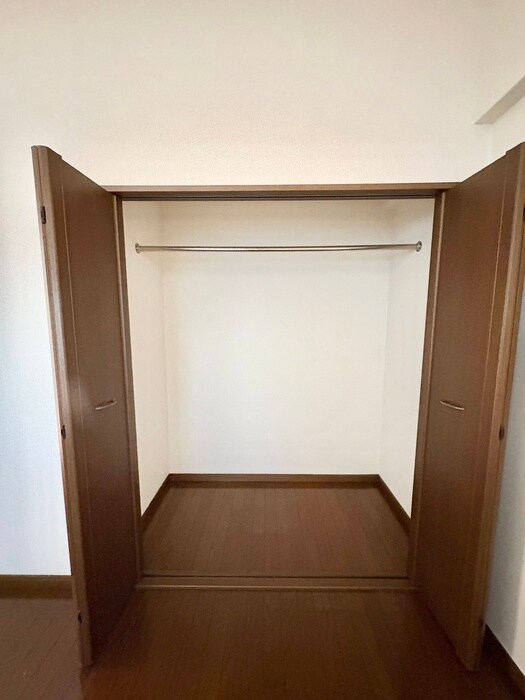 物件内観写真15　(収納)