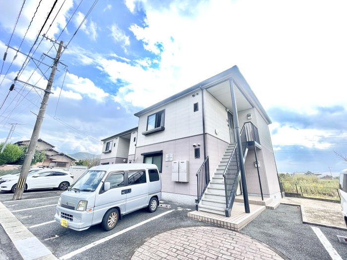 リバーサイドハウス