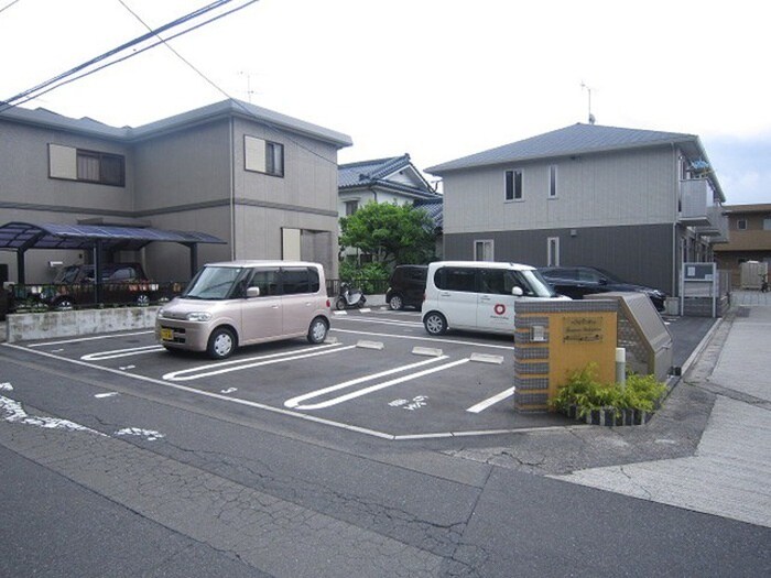 物件外観写真6　(外観写真)