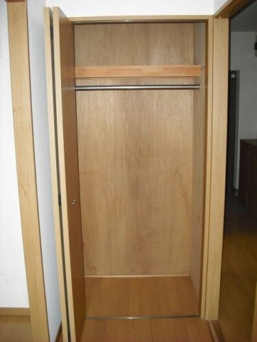 物件内観写真11　(収納)