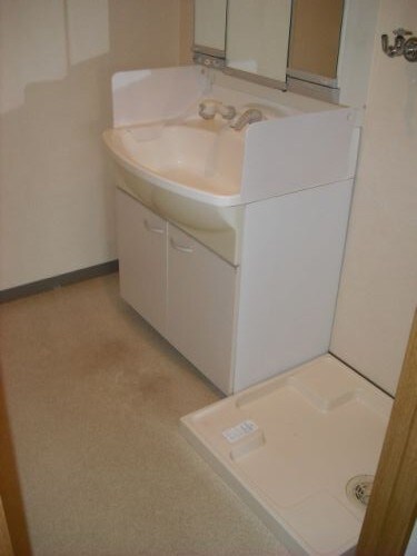 物件内観写真13　(洗面)