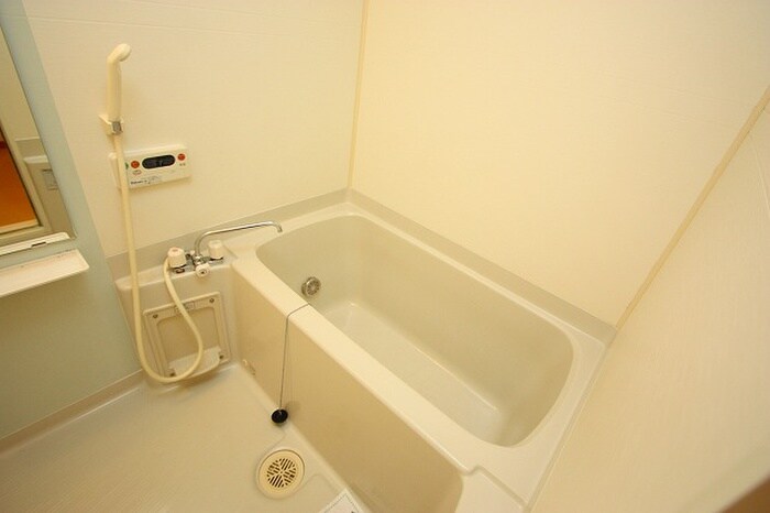 物件内観写真10　(バス／シャワールーム等)