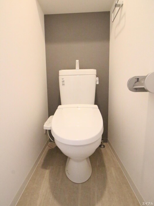 物件内観写真15　(トイレ)