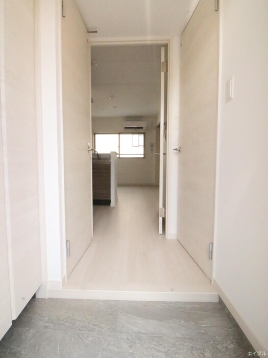 物件内観写真19　(廊下)