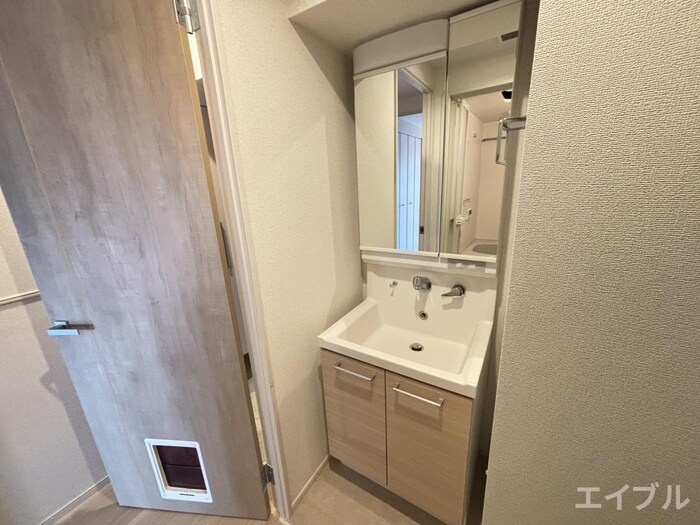 物件内観写真8　(洗面)