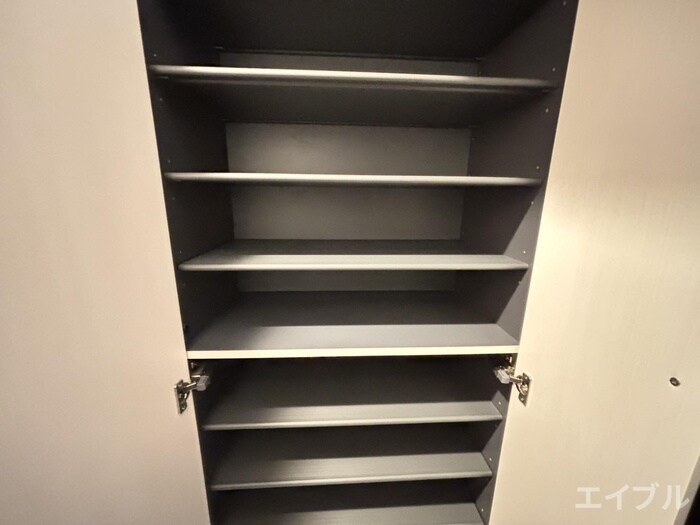 物件内観写真16　(収納)