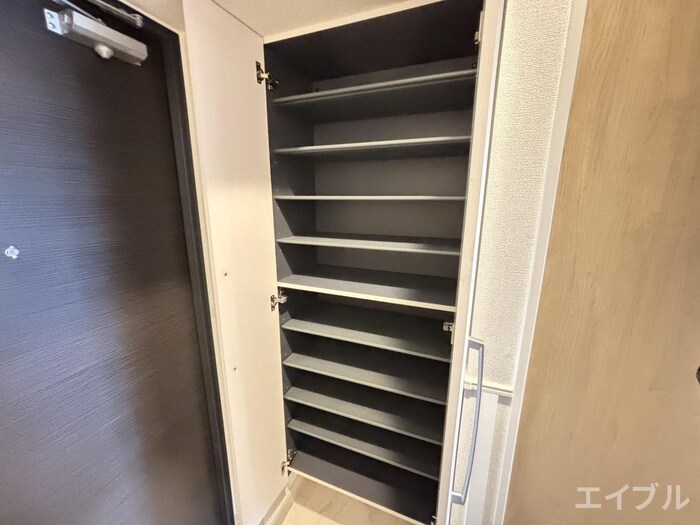 物件内観写真19　(靴箱)