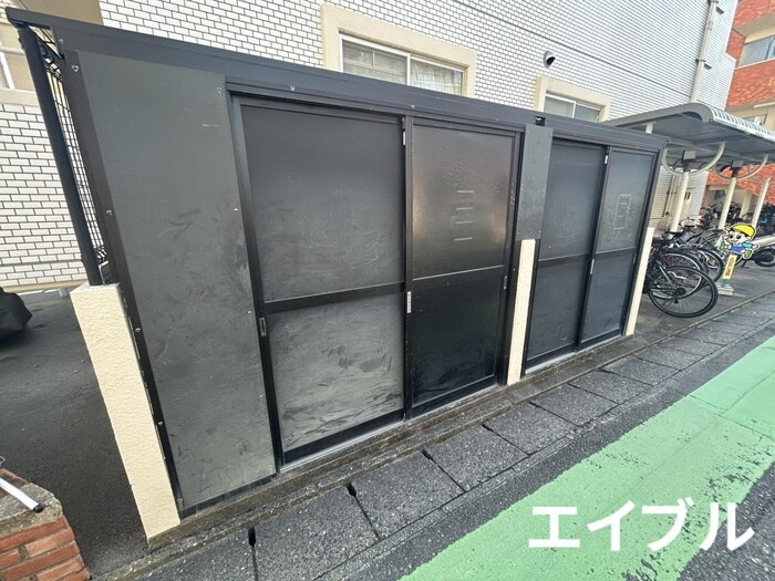 物件外観写真4　(建物設備)