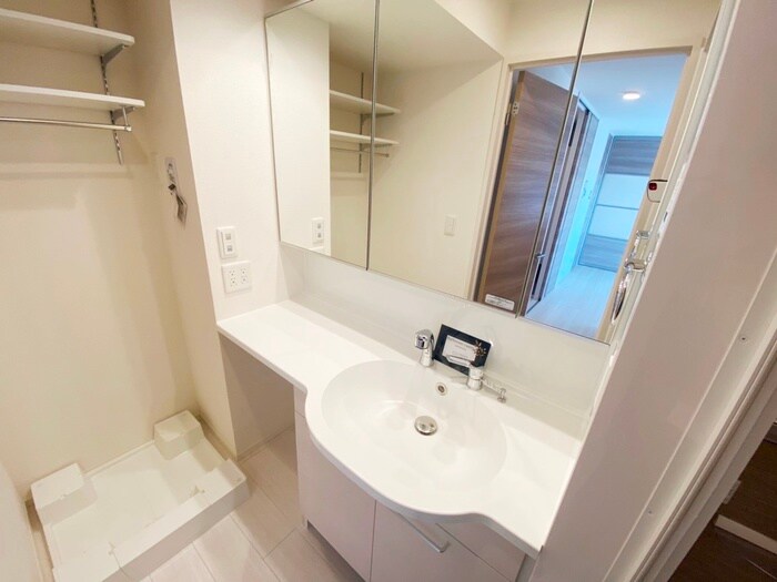 物件内観写真12　(洗面)