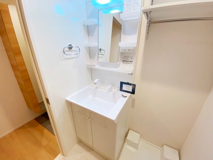 物件内観写真12　(洗面)