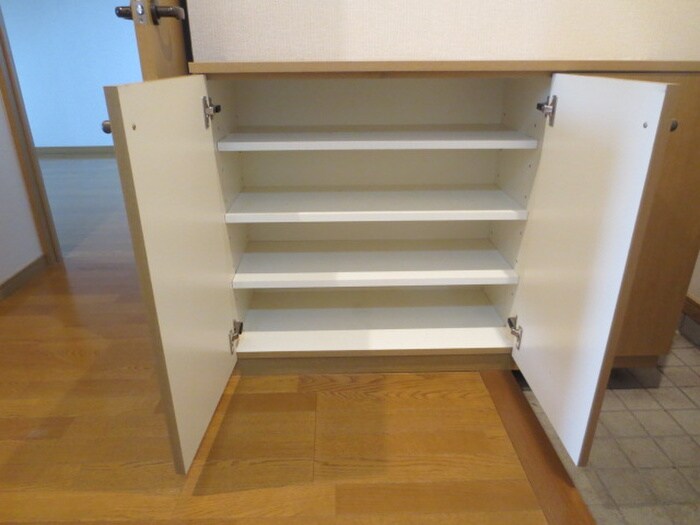 物件内観写真18　(靴箱)