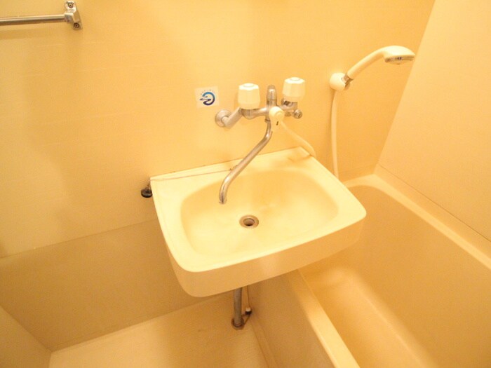 物件内観写真13　(洗面)