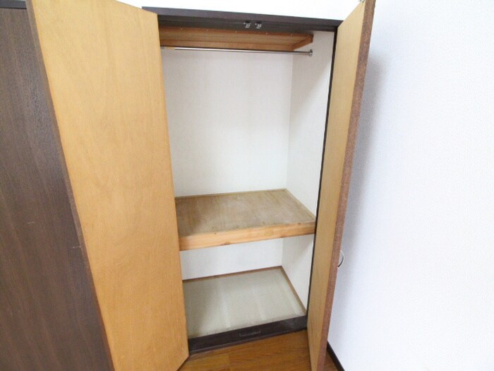 物件内観写真15　(収納)