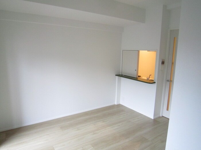 物件内観写真13　(居室)