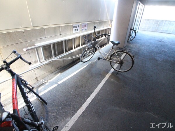 駐輪場