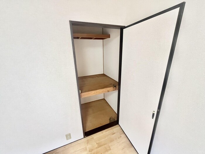 物件内観写真16　(内観写真)