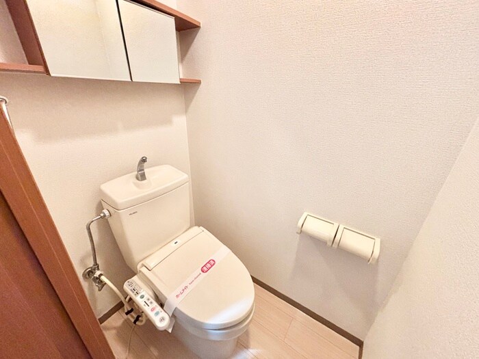 物件内観写真10　(トイレ)