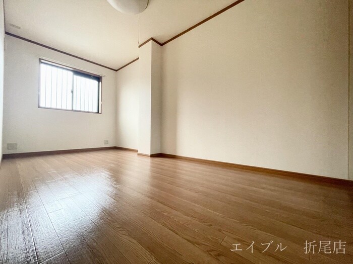 物件内観写真12　(居室)