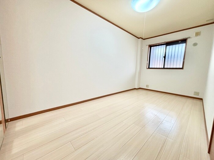 物件内観写真16　(内観写真)