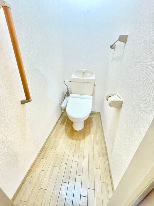 物件内観写真10　(トイレ)