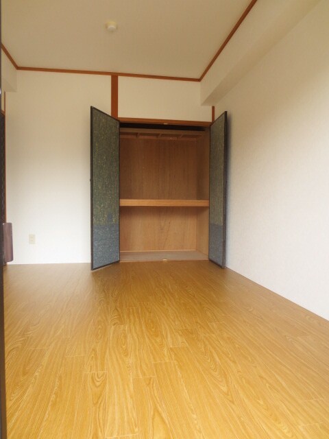 物件内観写真11　(居室)