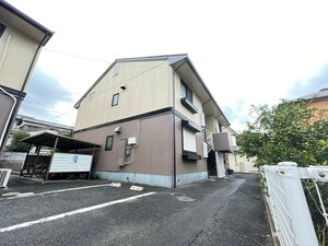 セジュ－ル鴨生田Ｂ棟外観写真