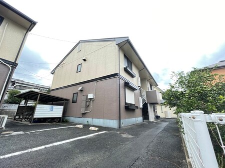 セジュ－ル鴨生田Ｂ棟外観写真
