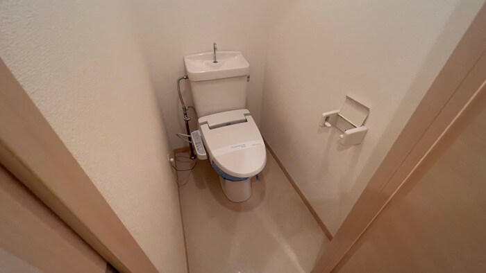 物件内観写真10　(トイレ)