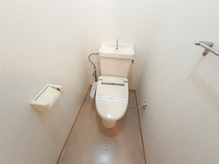 物件内観写真10　(トイレ)