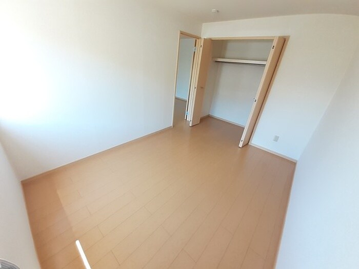 物件内観写真11　(収納)