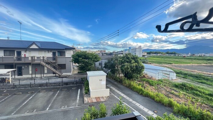 物件内観写真13　(玄関)