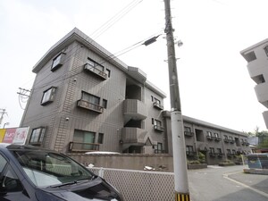 ラフォーレ春日外観写真
