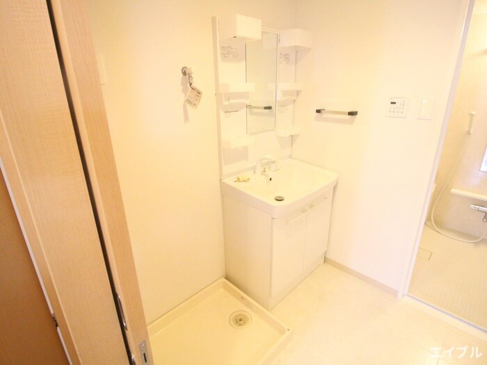 物件内観写真11　(洗面)