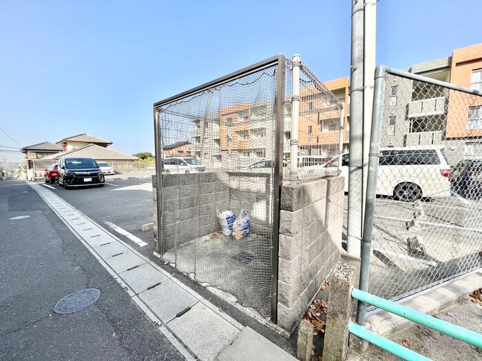 物件外観写真4　(建物設備)