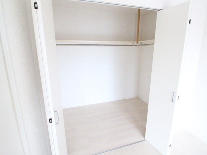 物件内観写真10　(収納)