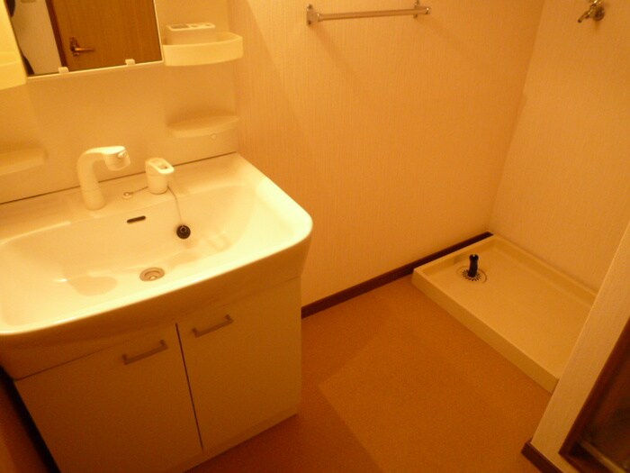 物件内観写真13　(洗面)