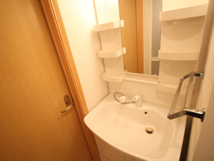 物件内観写真13　(洗面)