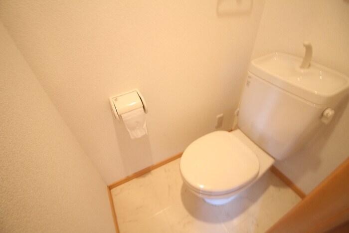 物件内観写真14　(トイレ)