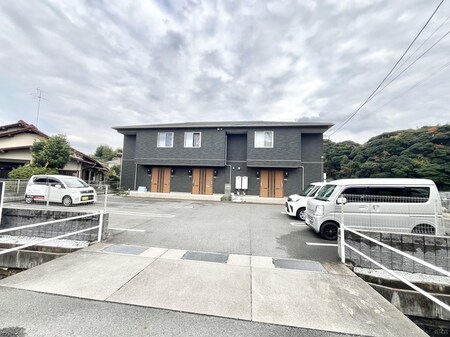 ラクセル外観写真