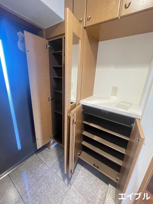 物件内観写真16　(靴箱)