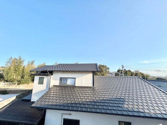 物件内観写真13　(室内からの展望)