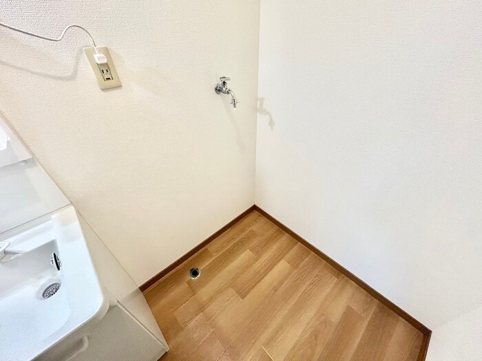 物件内観写真19　(洗濯機置場)