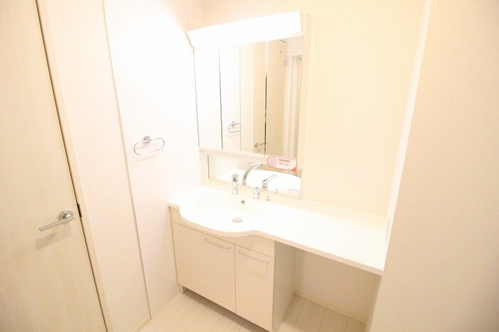 物件内観写真11　(洗面)