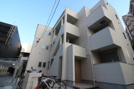 REGALEST美野島外観写真