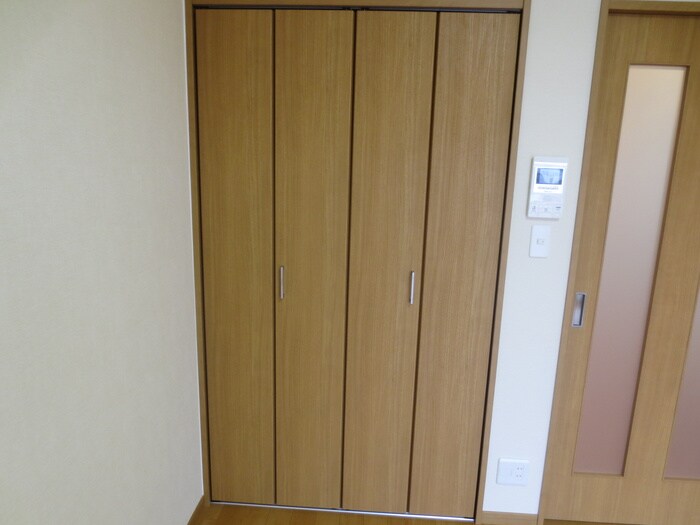 物件内観写真18　(収納)