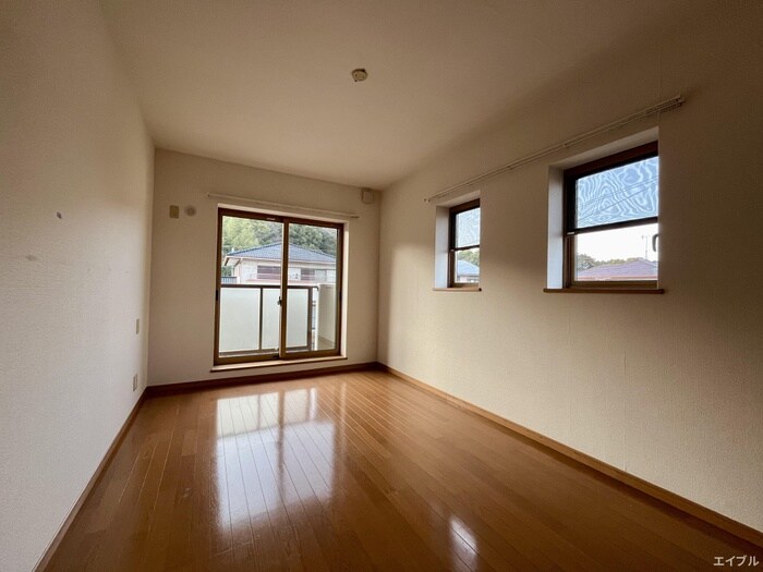 物件内観写真8　(居室)