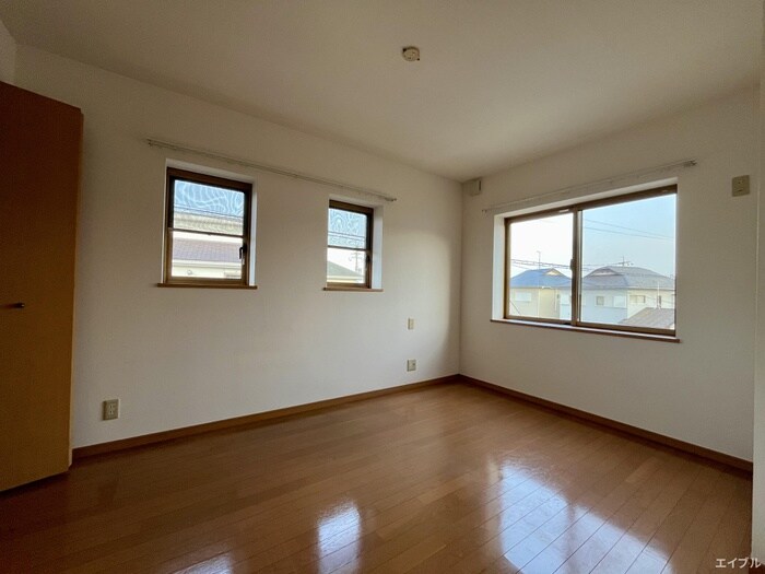 物件内観写真9　(居室)